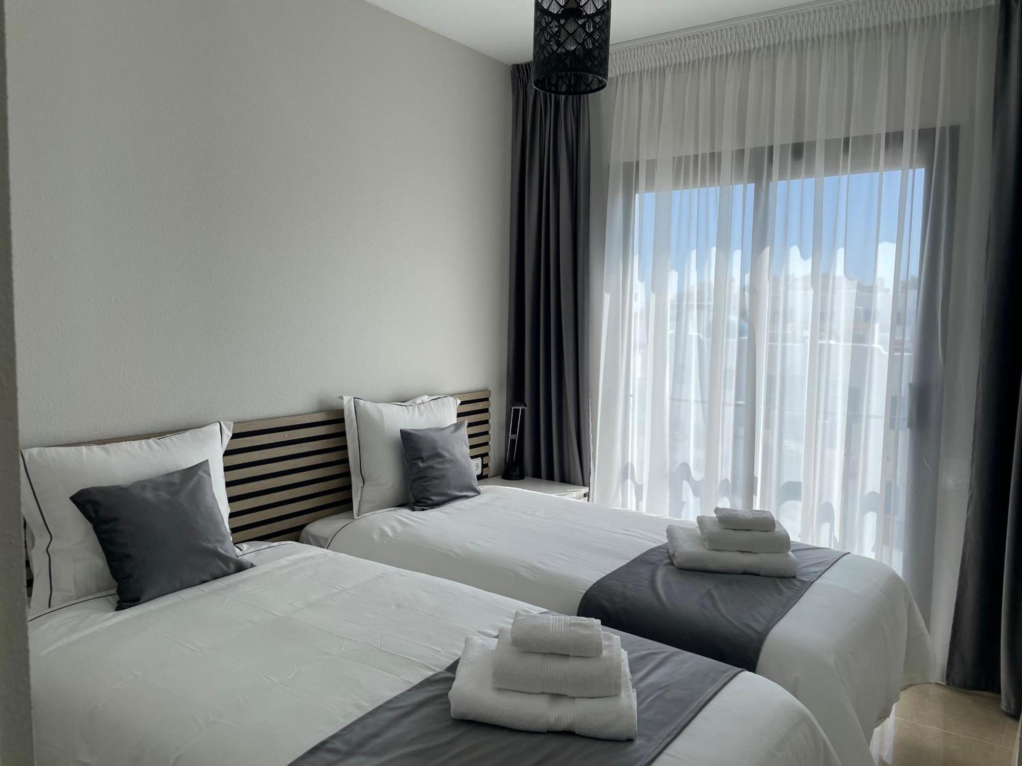 Apartamento En Marina Duquesa Castillo de Sabinillas Екстериор снимка